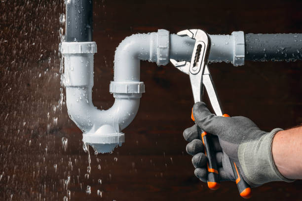 Professional Leak Detection technician working in Jamestown, RI
